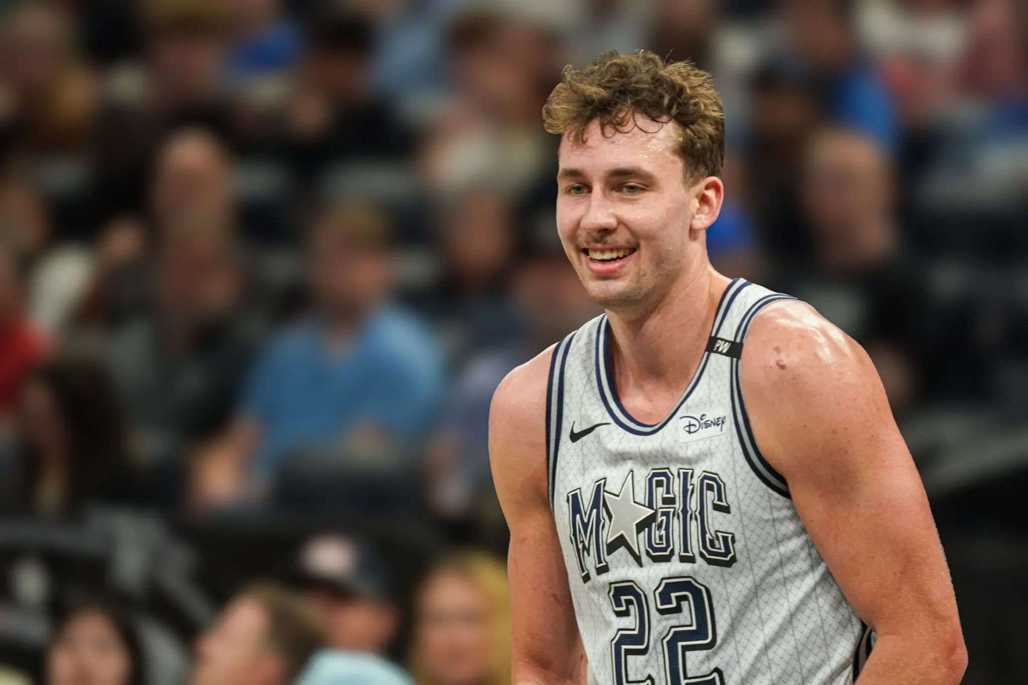 然后拿到榜, 德国男篮夺